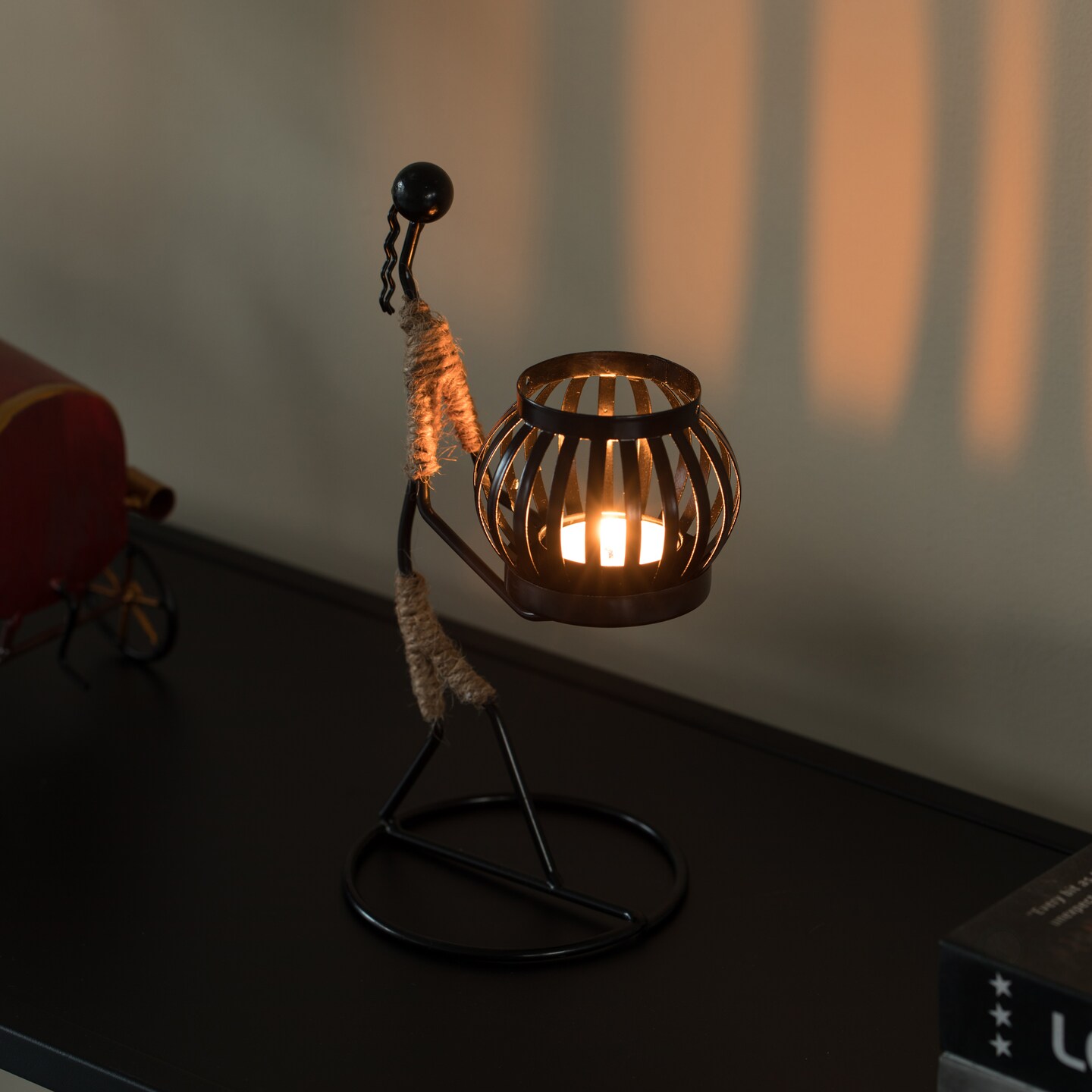 Wire Figure Candle Holder Decorative Modern Tea Light Lantern Tabletop Centerpiece Candle Stand