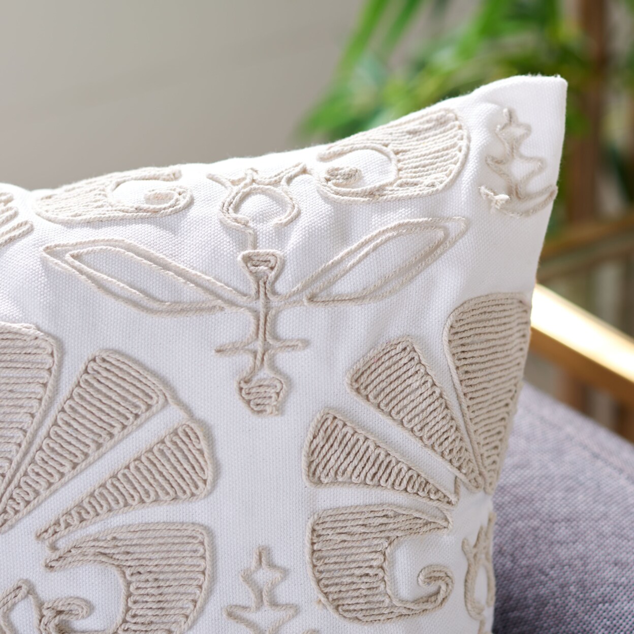 Safavieh Florini Pillow Beige Home Decor Pillow Decorative Throw Comfort Cushion