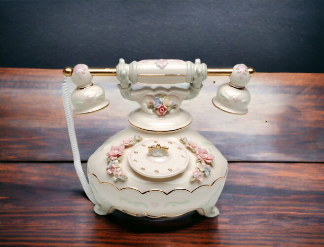 Ceramic Telephone Music Box, Home D&#xE9;cor, Gift for Her, Gift for Mom, Vintage Decor