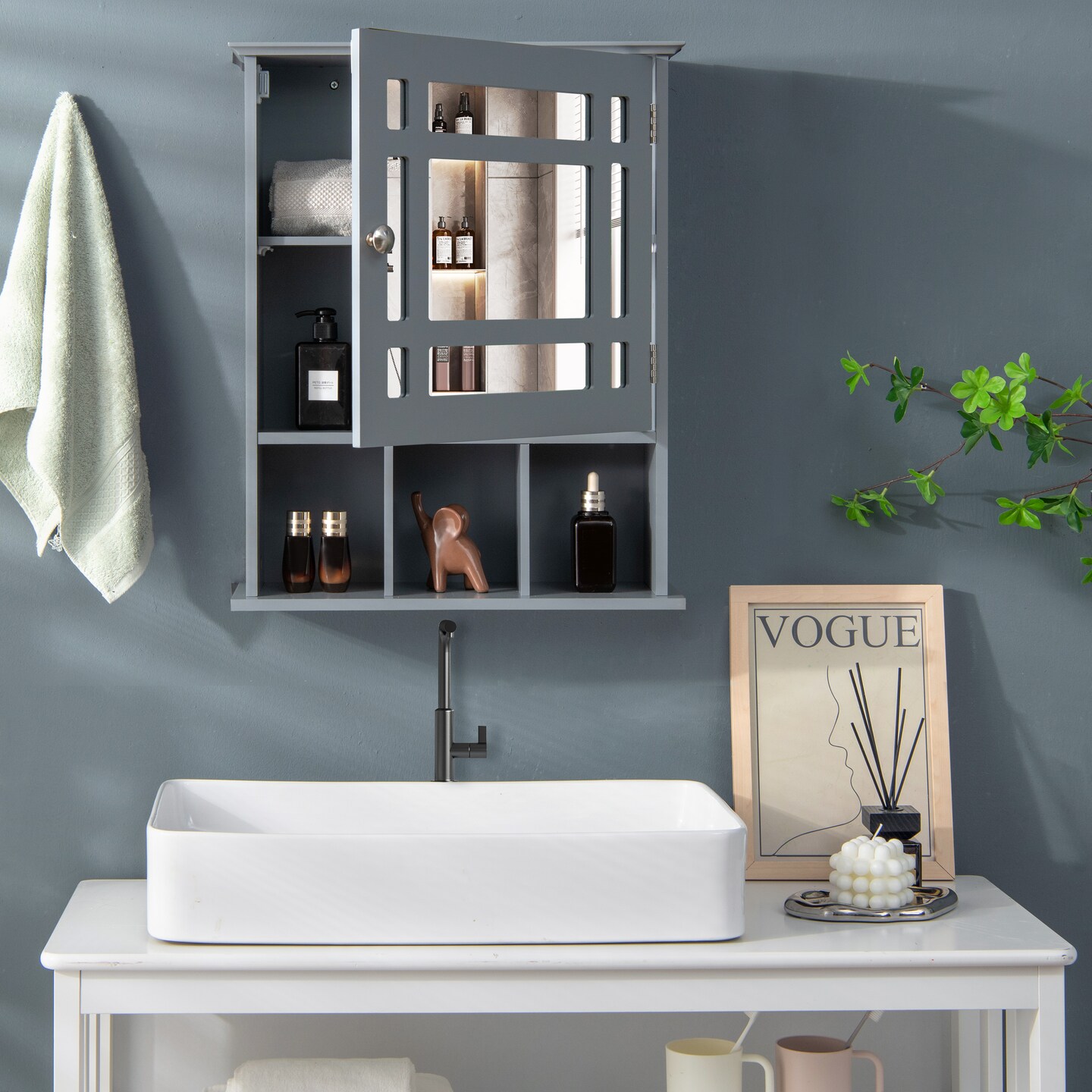 Wall Mounted Bathroom Cabinet with Mirrored Magnetic Door Holder