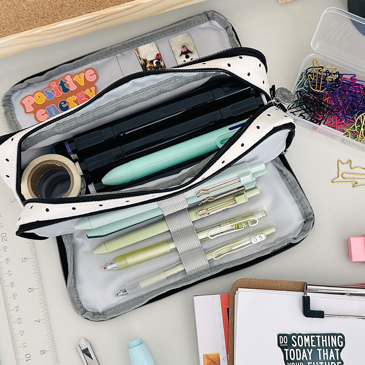 Wrapables Large Capacity Pencil Case, 3 Compartment Pencil Pouch for Stationery Pens