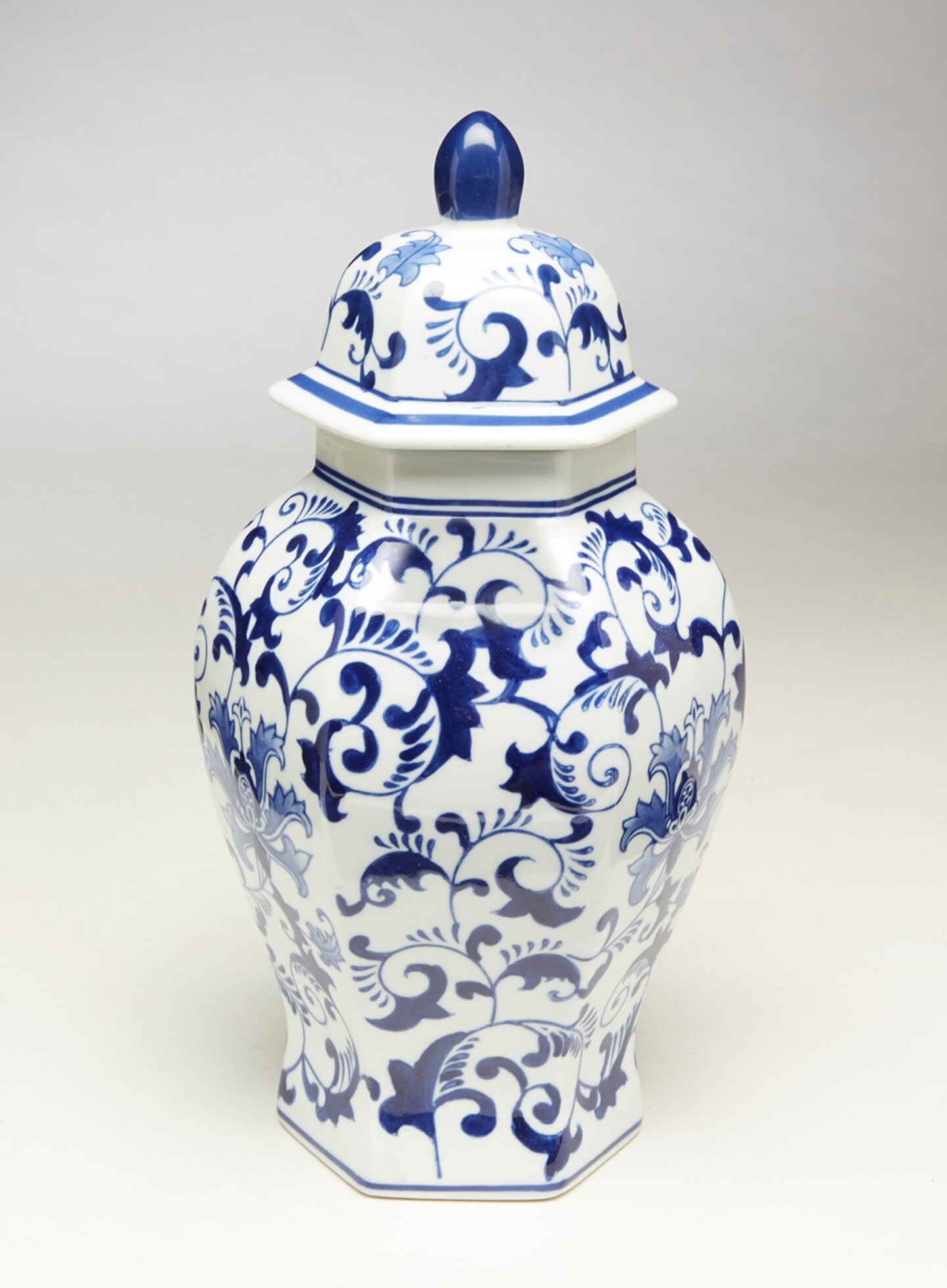 AA Importing 59805 14 Inch Hexagon Blue &#x26; White Ginger Jar