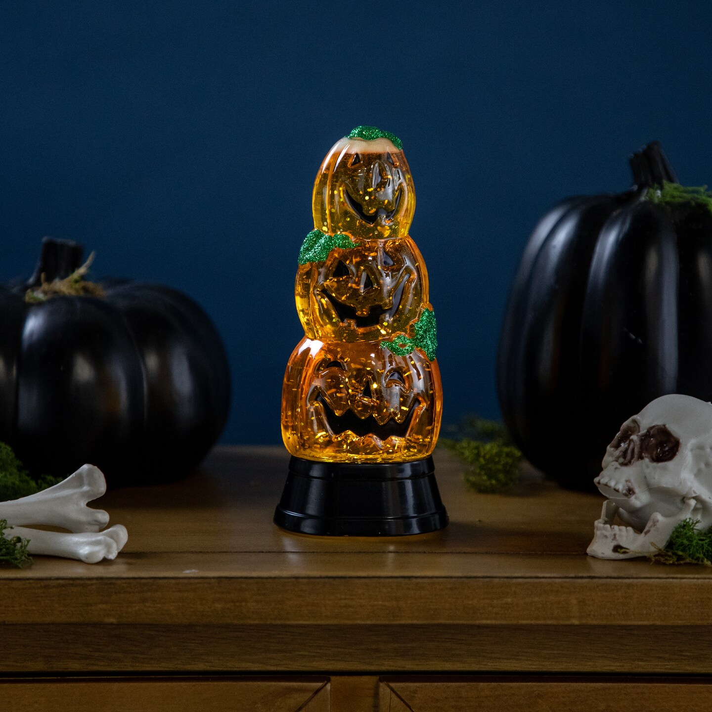 Northlight Stacked Jack O' Lanterns Snow Globe - Thumbnail 5
