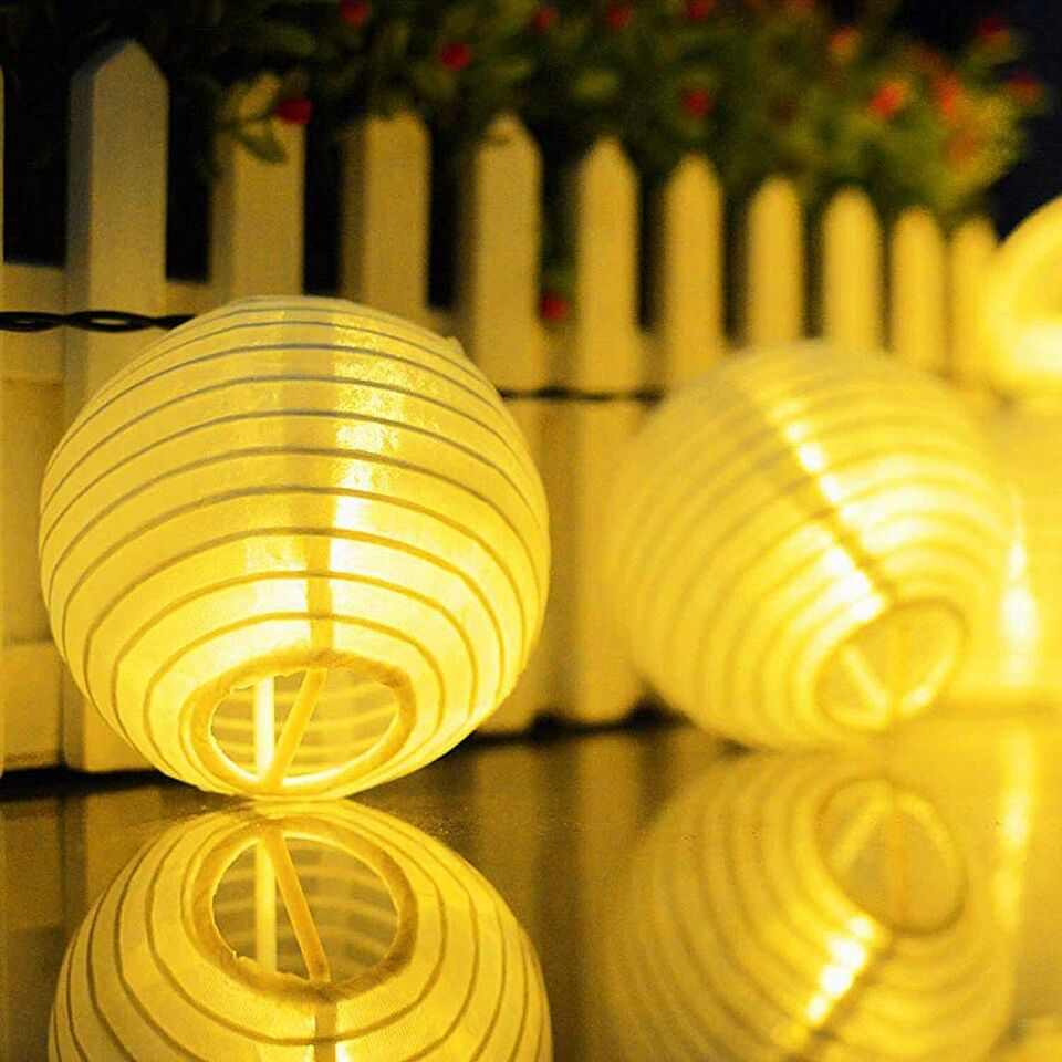 Novelty Place 10pcs White Paper Lanterns