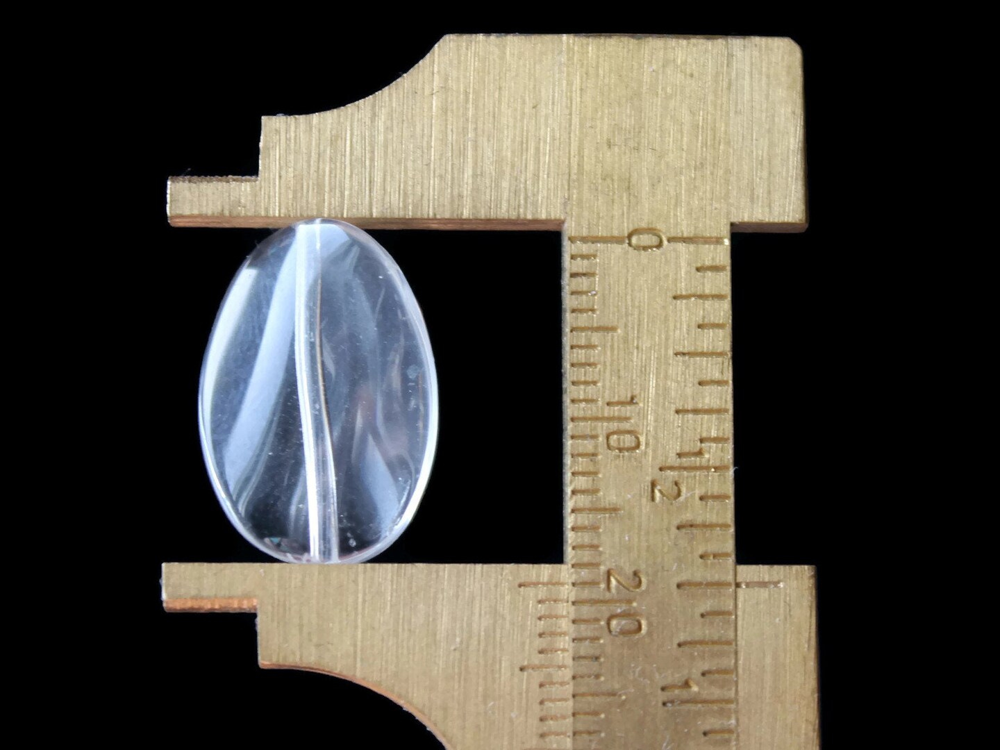 18 19mm Clear Flat Oval Twist Crystal Glass Beads Full Strand Loose Beads