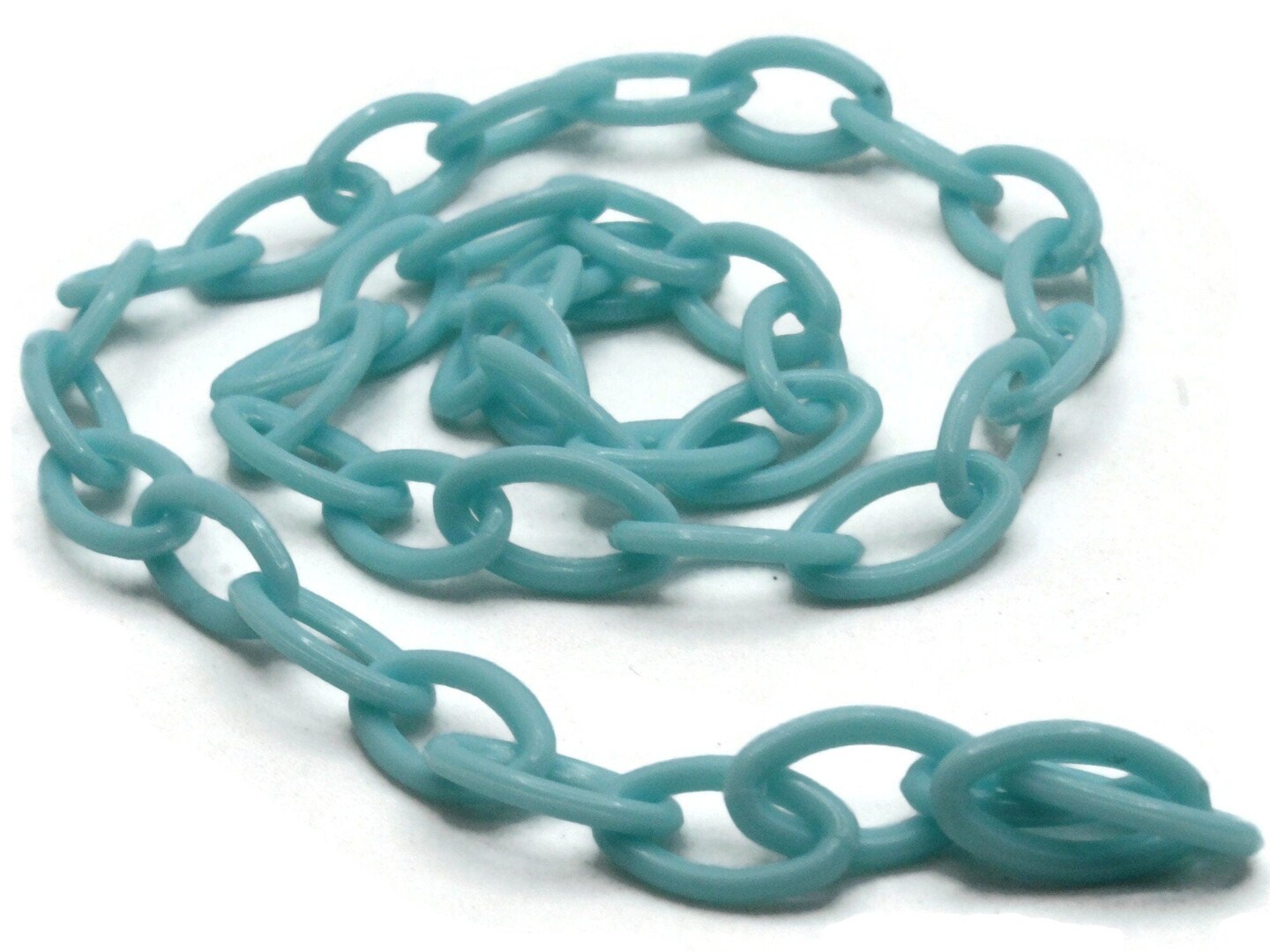 15.75 Inch Pale Blue Plastic Oval Chain - 40cm chain - 13x8mm Links