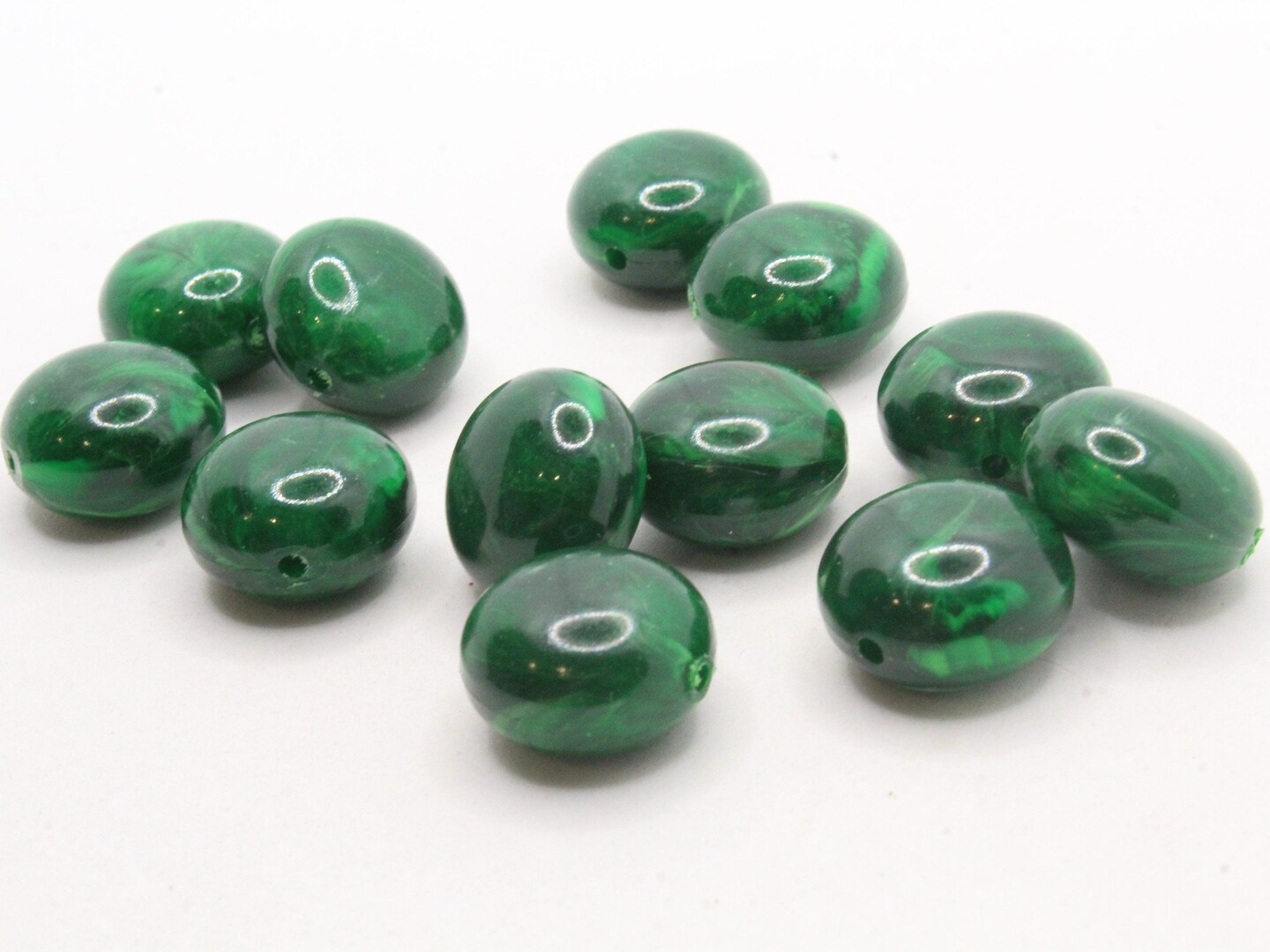 12 18mm Green Vintage Plastic Puffed Coin Beads