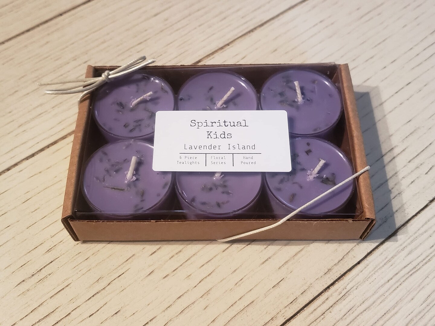 Lavender Island All Natural Soy Wax Tealights 6 Count Hand Poured with Fragrant/Essential Oils and Dried Lavender