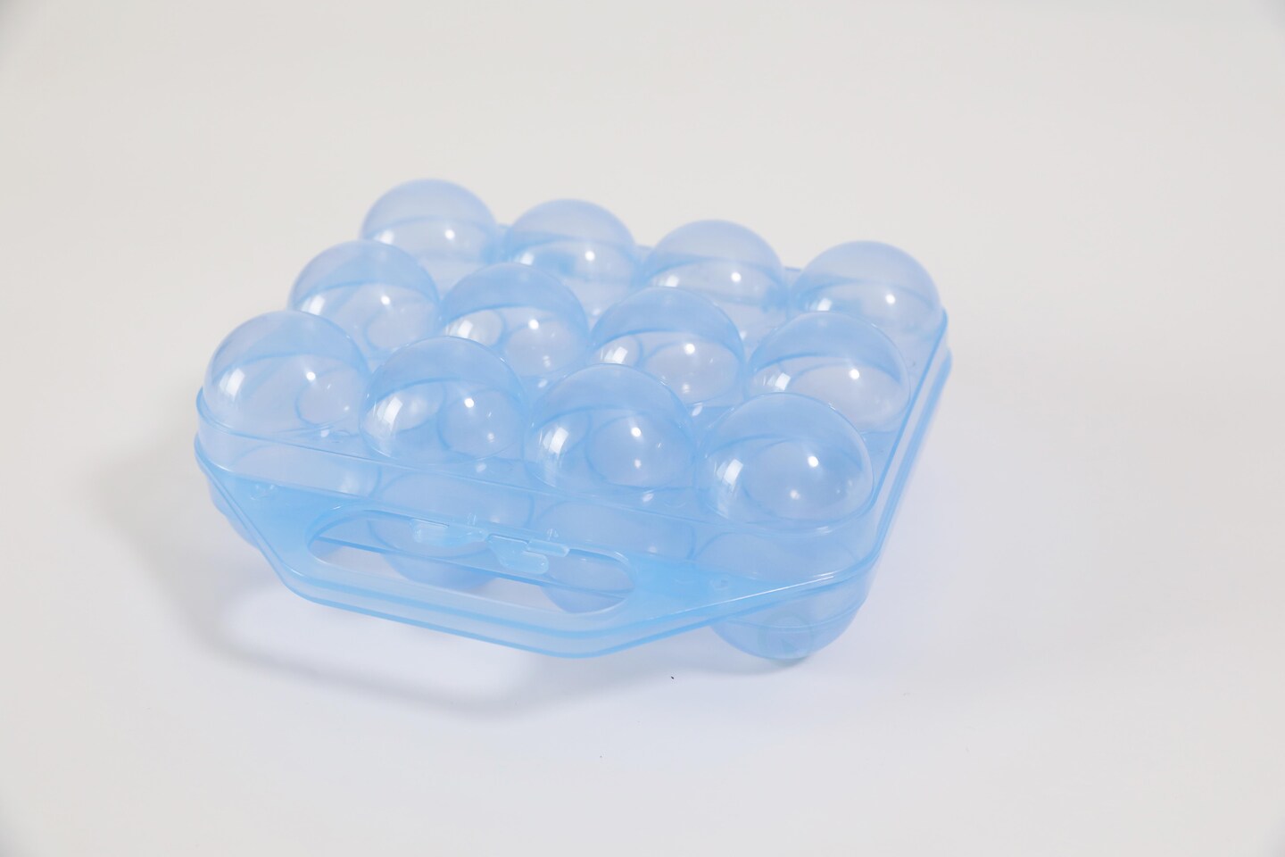 Basicwise Clear Plastic Egg Carton, 12 Egg Holder Carrying Case