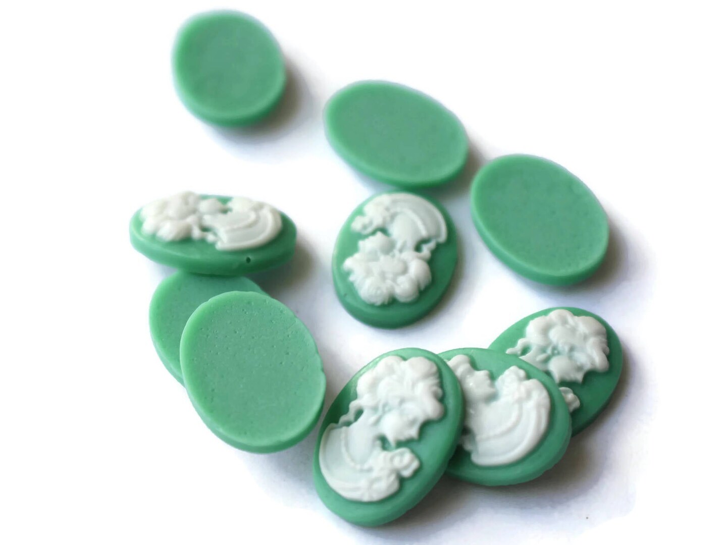 10 18x13mm Green Cameo Cabochons Victorian Womans Face Cameo Flat Back Cabochons