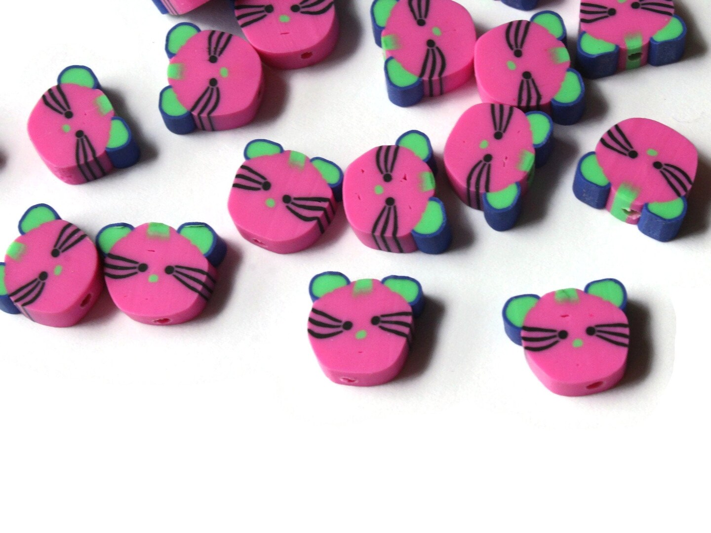 20 Pink Cat Head Beads Cute Polymer Clay Miniature Animals Beads Zoo Beads