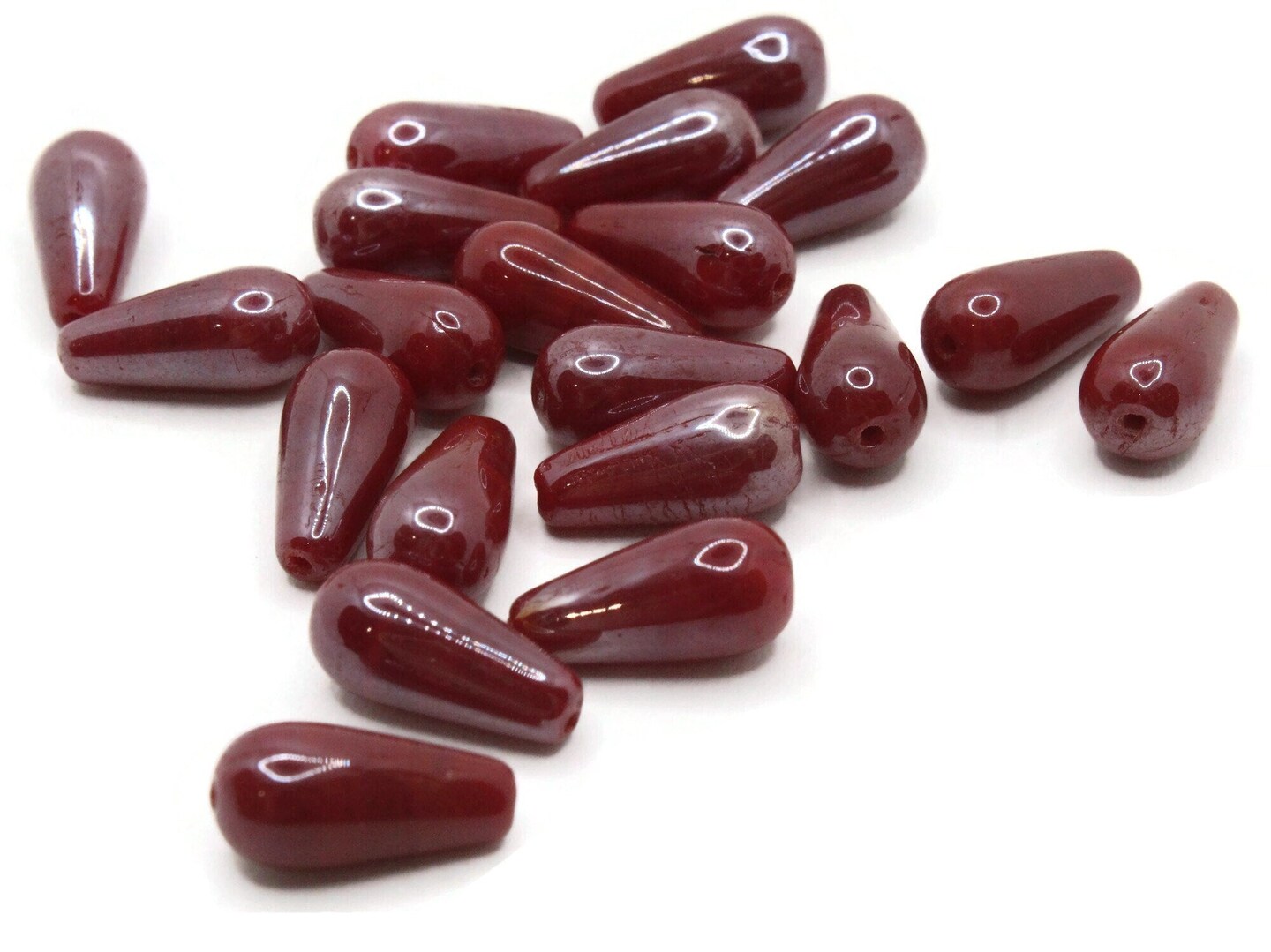 20 13mm Burgundy Red Glass Teardrop Beads