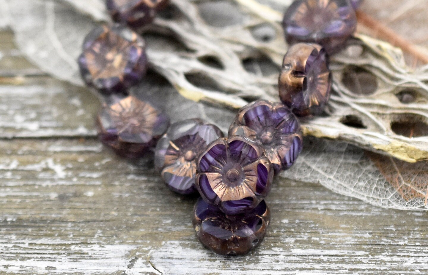 *12* 12mm Bronze Washed Purple Striped Hawaiian Flower Beads