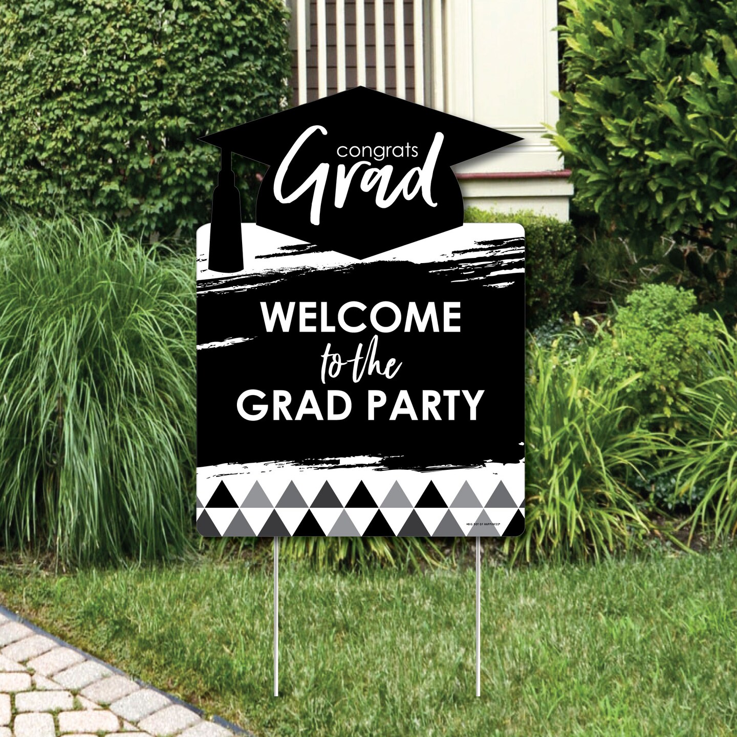 Big Dot Of Happiness Black And White Graduation Party Decorations