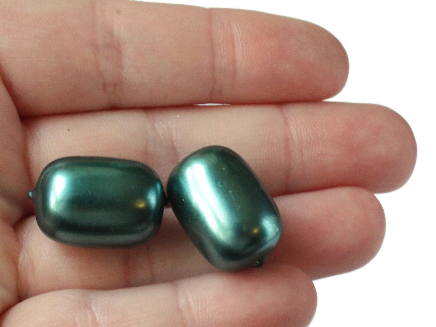 11 20mm Green Vintage Tube Pearl Beads Plastic Beads