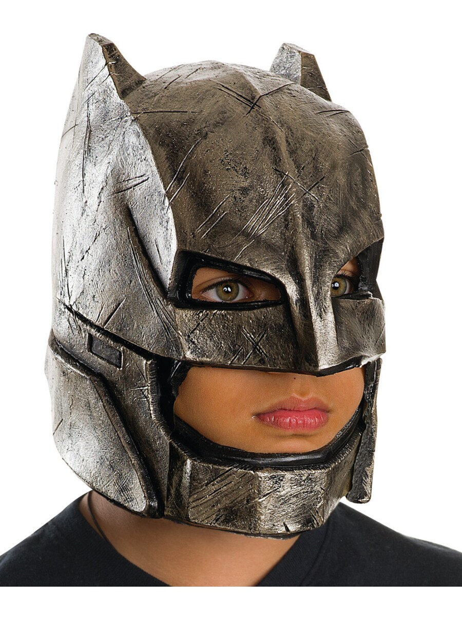 Child&#x27;s Batman V Superman Overhead Armored Batman Mask Costume Accessory