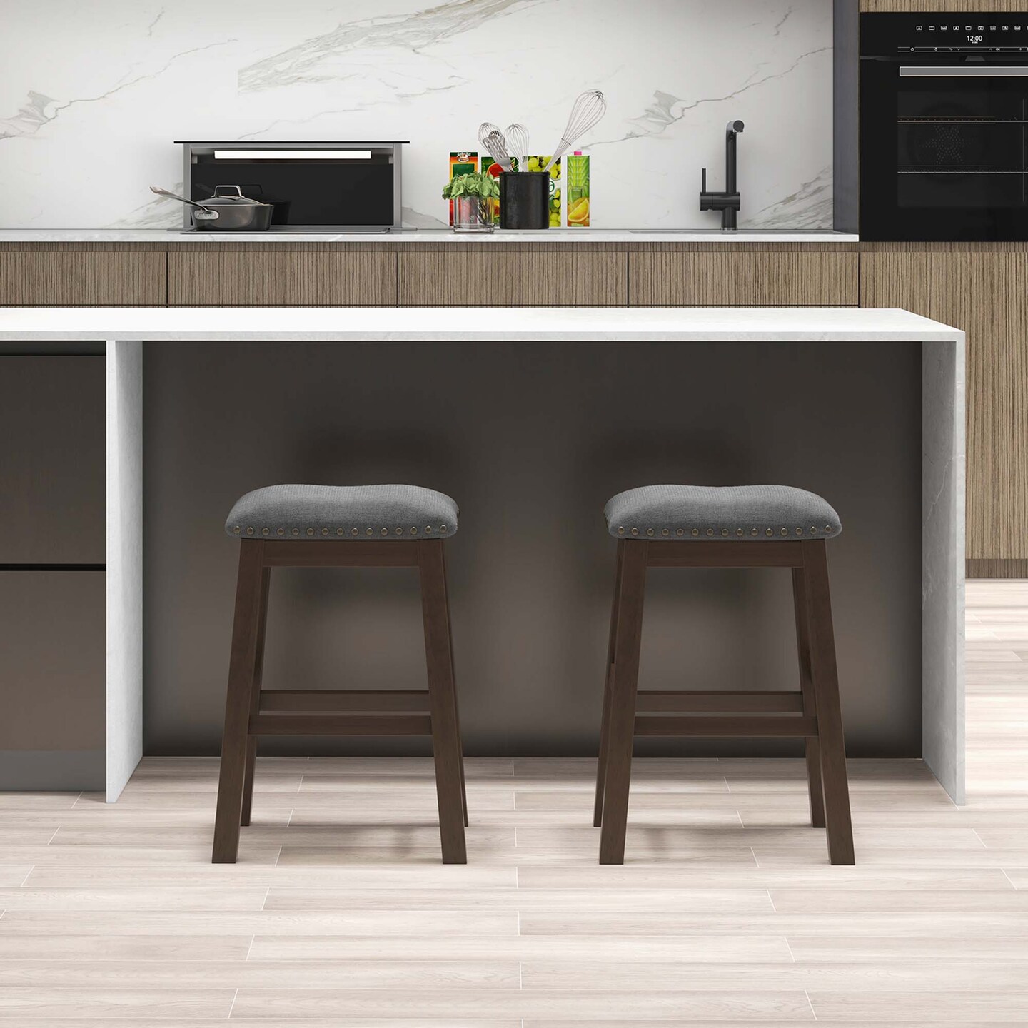 Costway Set of 2 Upholstered Saddle Bar Stools 24.5&#x27;&#x27; Dining Chairs with Wooden Legs Gray