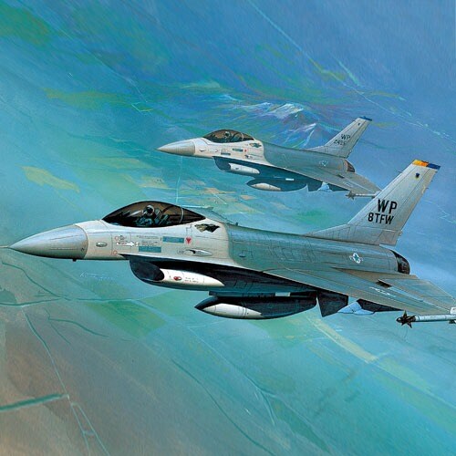 Academy  1/144 F-16 Fighting Falcon Plastic Model