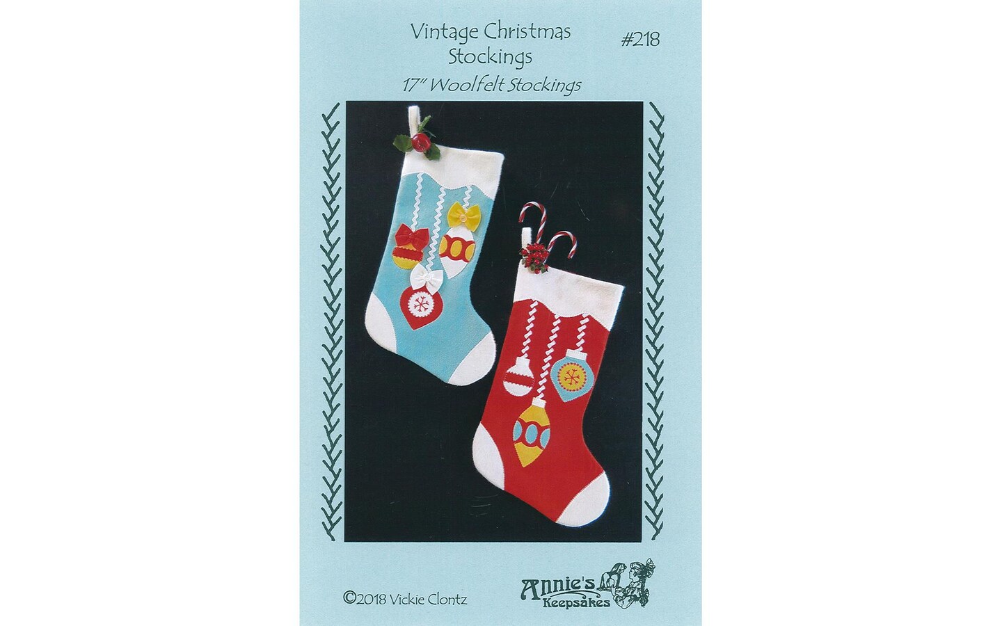 Annie&#x27;s Keepsakes Vintage Christmas Stockings Ptrn