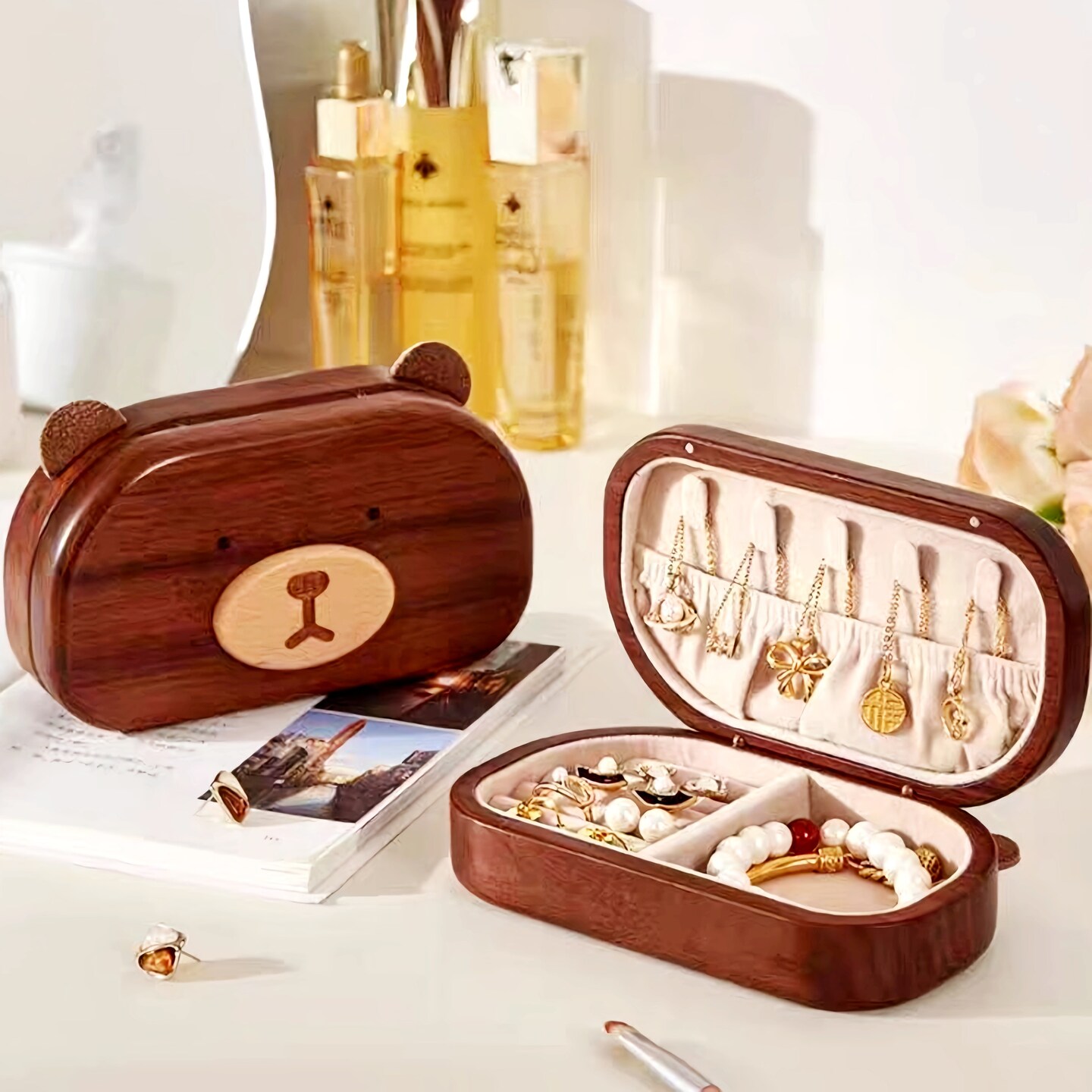 Cute travel hot sale jewelry case