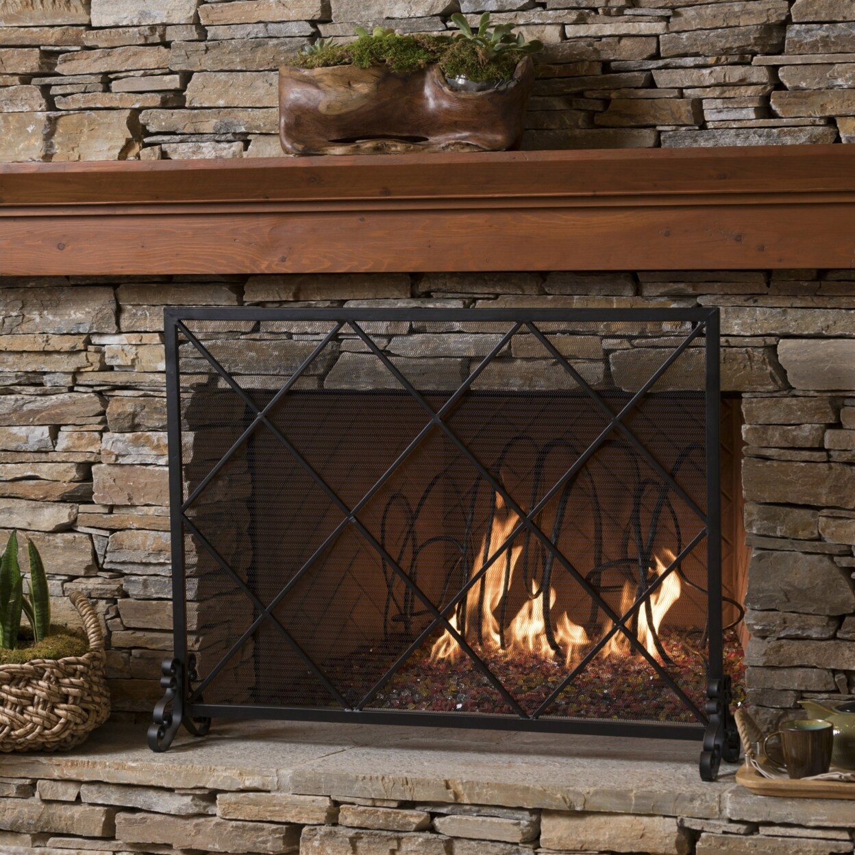 GDFStudio Hayden Single Panel Iron Fire Screen