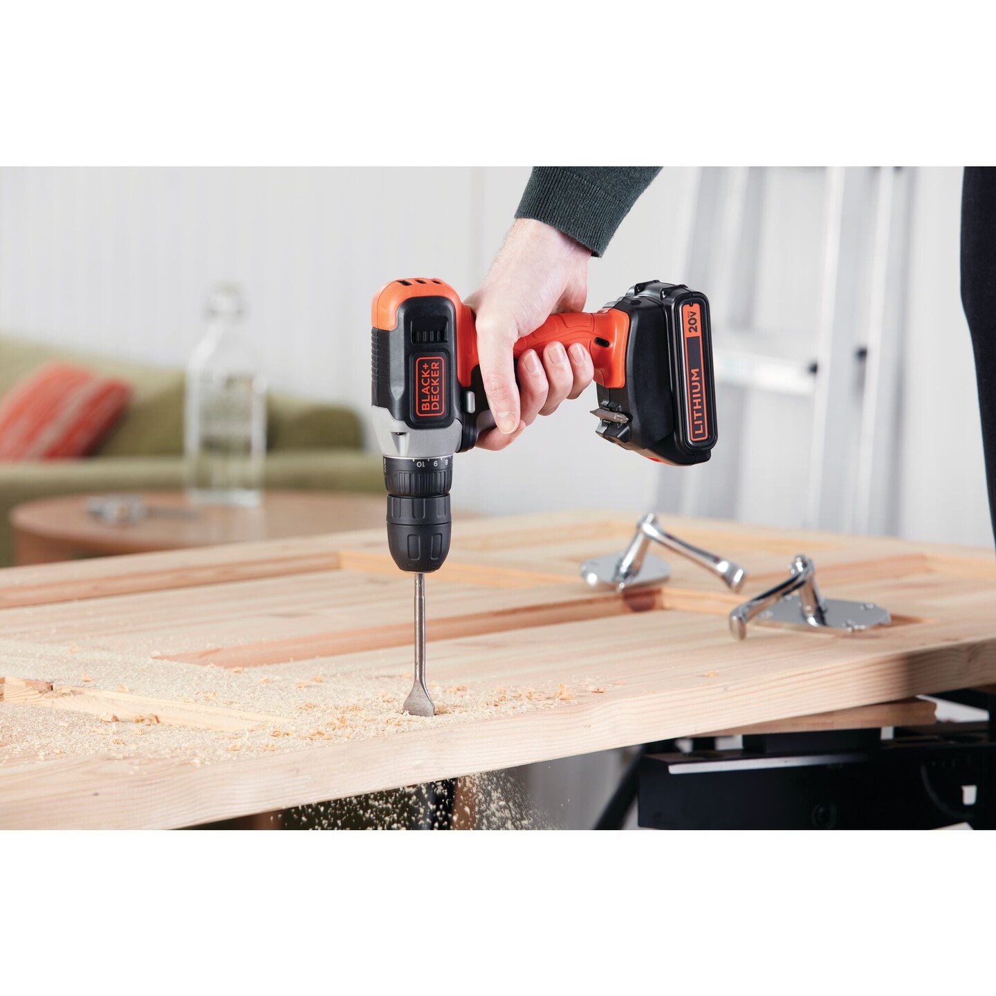 BLACK+DECKER 20V MAX* Cordless 3/8 in Drill Driver Kit (1) Lithium Ion Battery with Charger