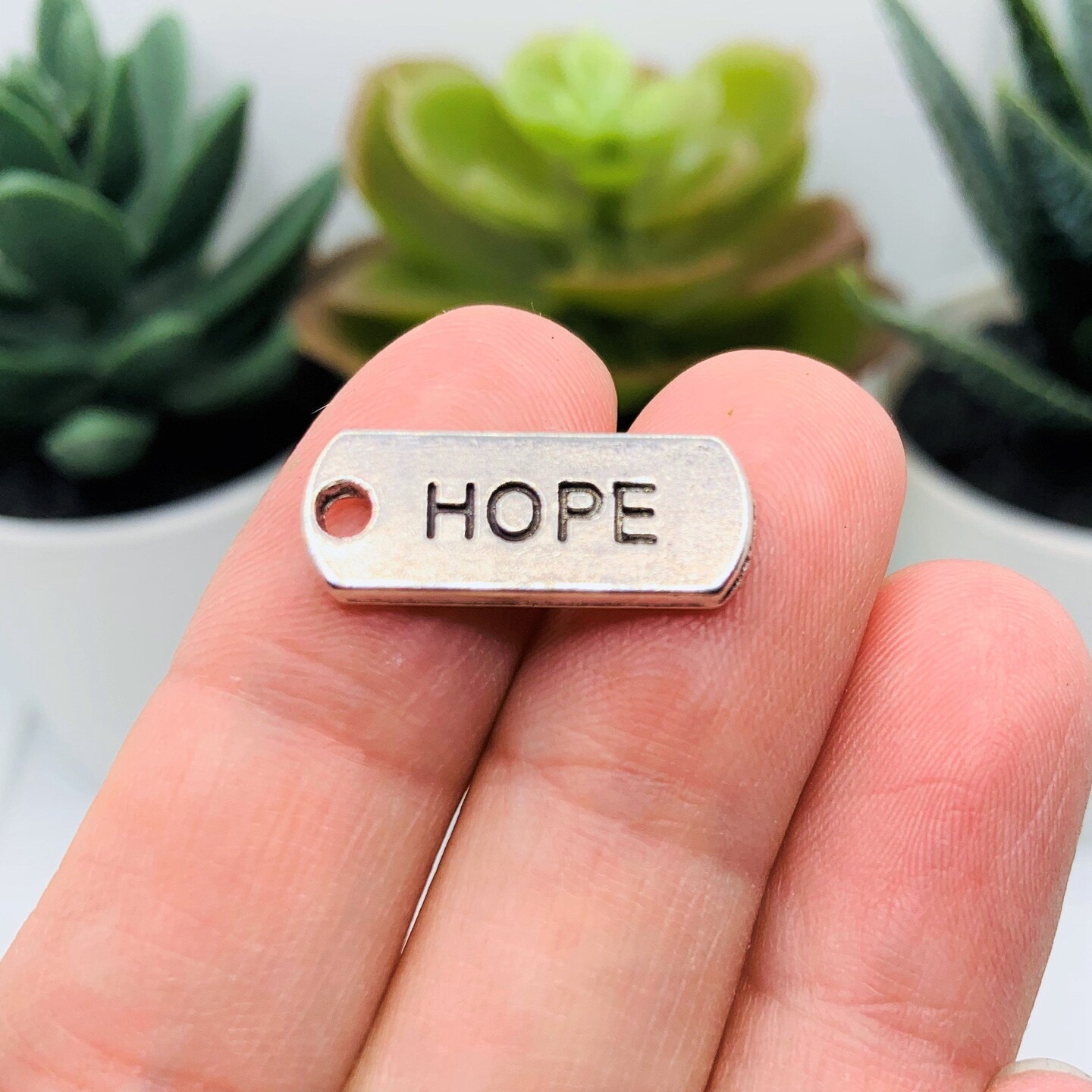 4, 20 or 50 Pieces: Silver Hope Word Bar Tag Charms