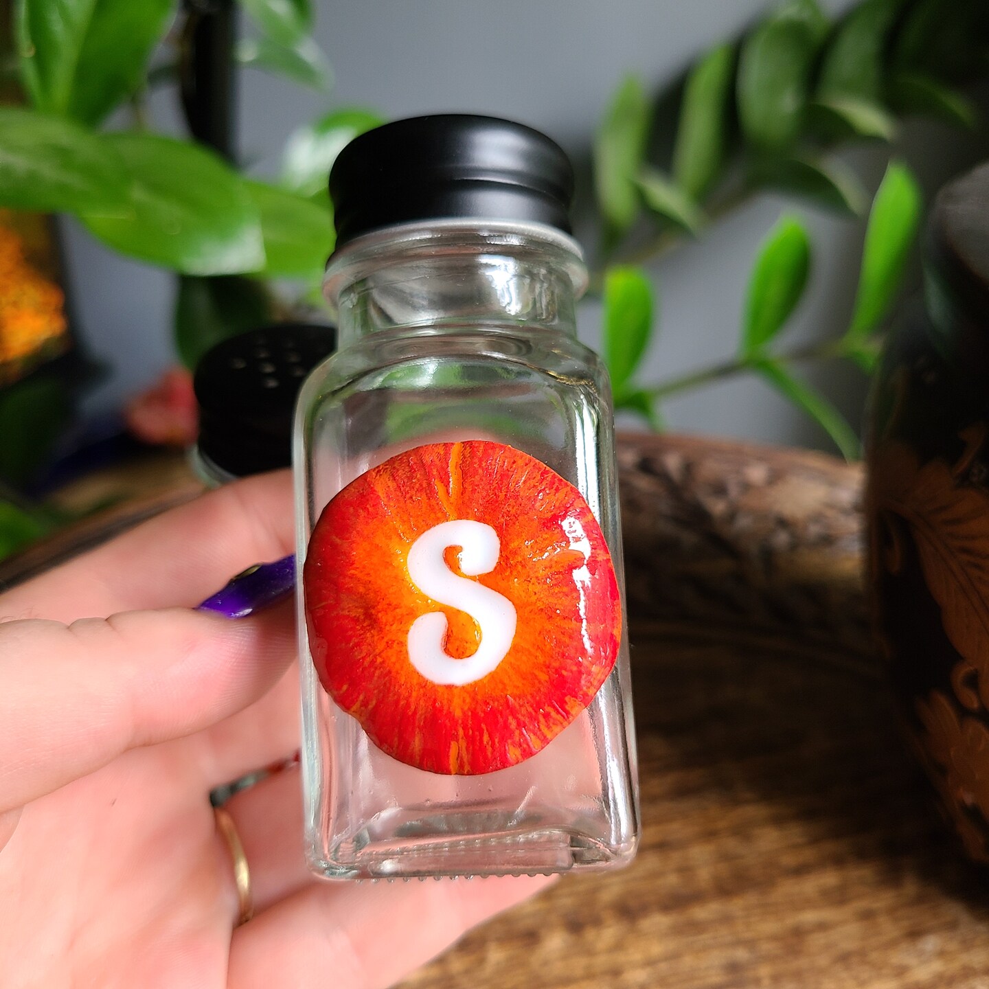 Mushroom salt and pepper shakers product 2
