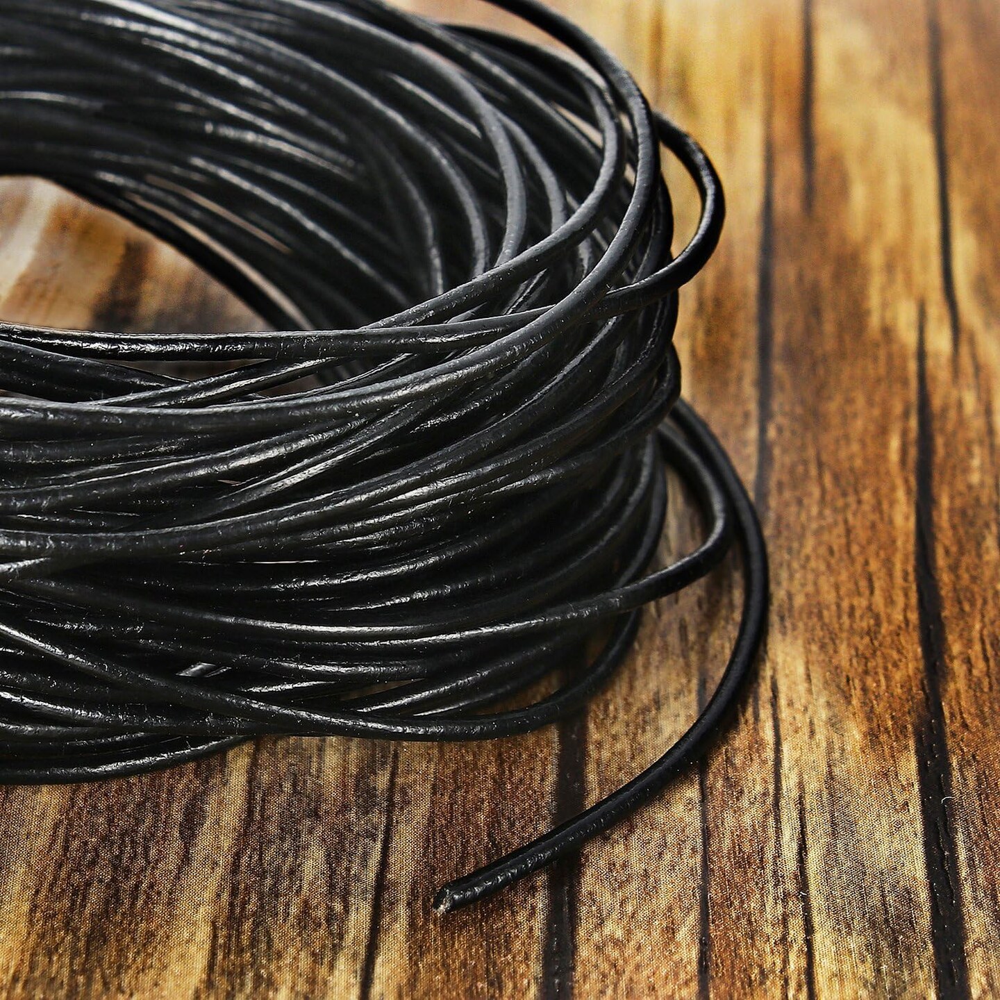 Genuine Round Leather Cord Black Leather Strips for Jewelry Making Bracelet Necklace Beading (11 Yards,1.5mm)