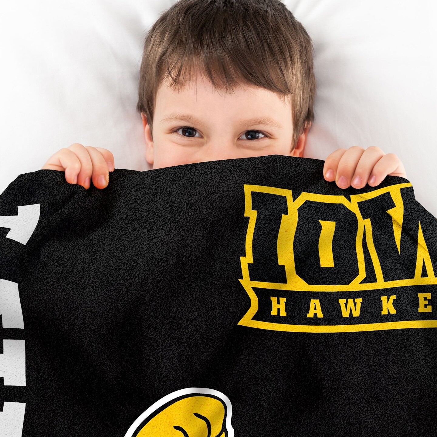 Sleep Squad Iowa Hawkeyes 60&#x201D; x 80&#x201D; Raschel Plush College Blanket