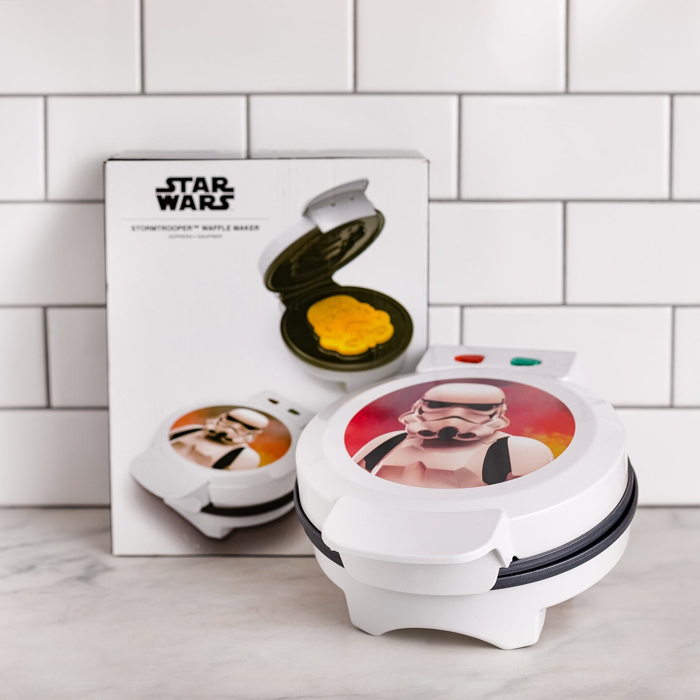 Uncanny Brands Star Wars Stormtrooper Waffle Maker