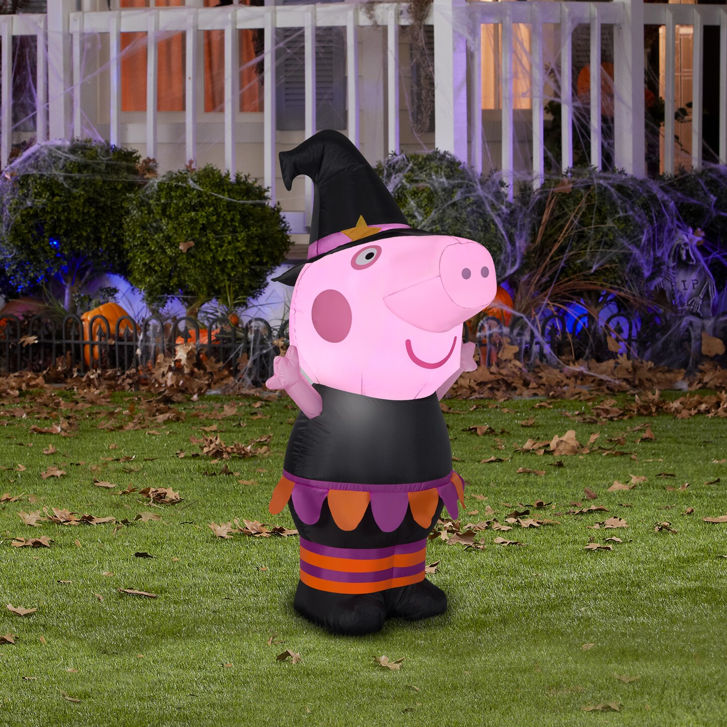 3.5&#x27; Gemmy Airblown Halloween Peppa the Pig as Witch 225471
