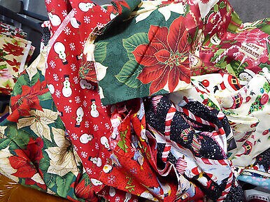 Christmas Designer Cotton Fabric Scraps Bags Fabric Pieces Strips