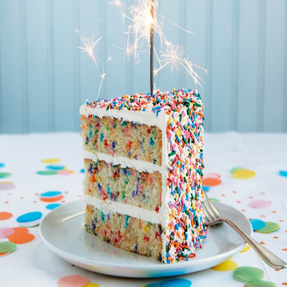 Birthday Cake Fragrance Oil (Our Version of the Brand Name) (16 oz Bottle) for Candle Making, Soap Making, Tart Making, Room Sprays, Lotions, Car Fresheners, Slime, Bath Bombs, Warmers&#x2026;