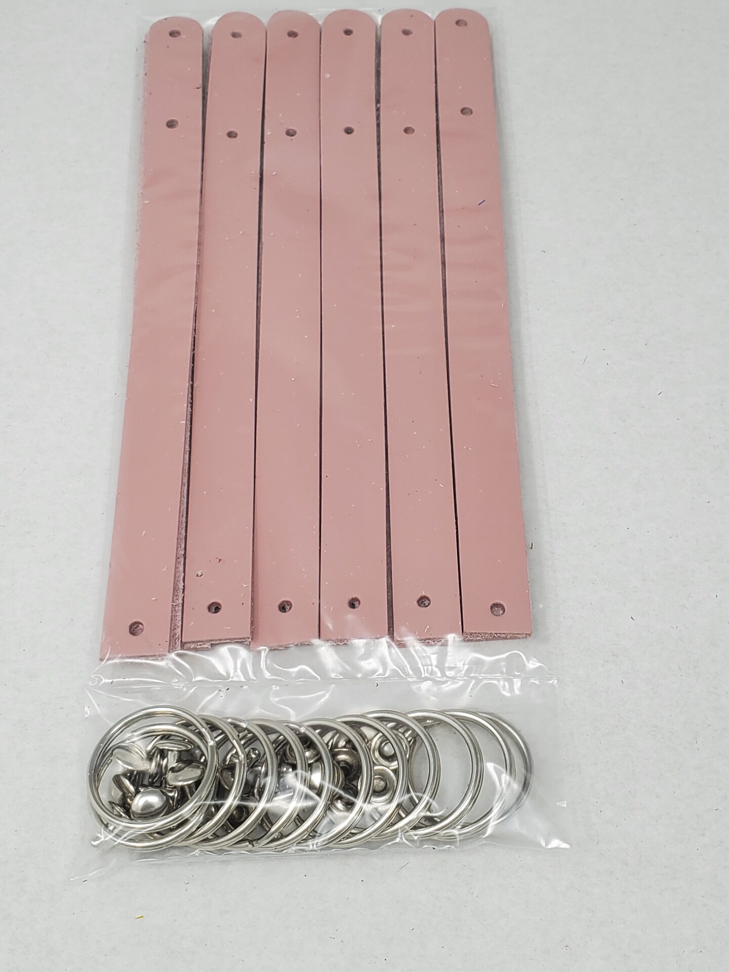 Blank Leather Keyrings 12 Pack – Pre-Cut Blanks with Hardware for Hot, Foil Stamping & Engraving