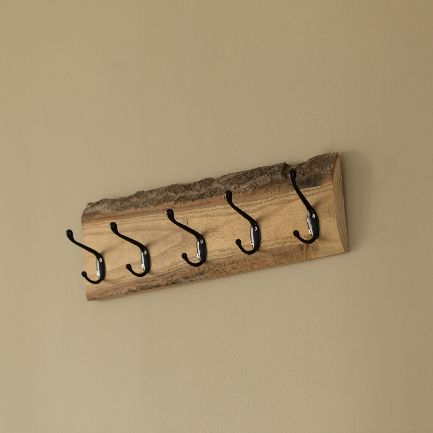 Natural Wood Clothes Hook Rack with Five Hooks for Entryway, Office, Bedroom, and Playroom