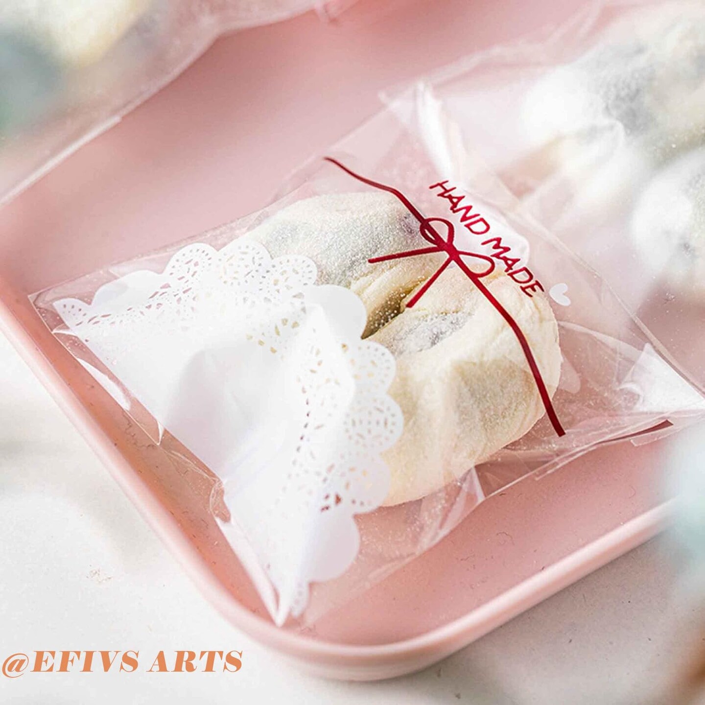 200 Pieces 5.5x5.5in Lovely Lace Bowknot Clear Biscuit Roasting Treat Present DIY Plastic Candy Individual Wrappers Self Adhesive OPP Cookie Bakery Decorating Favor Bags