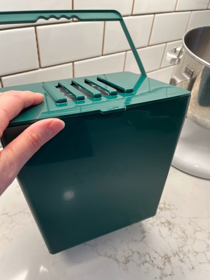 Kitchen Counter Compost Keeper - Green