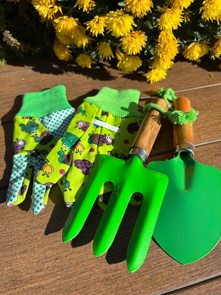 Children&#x27;s Gardening Kit - Knee Pad Set