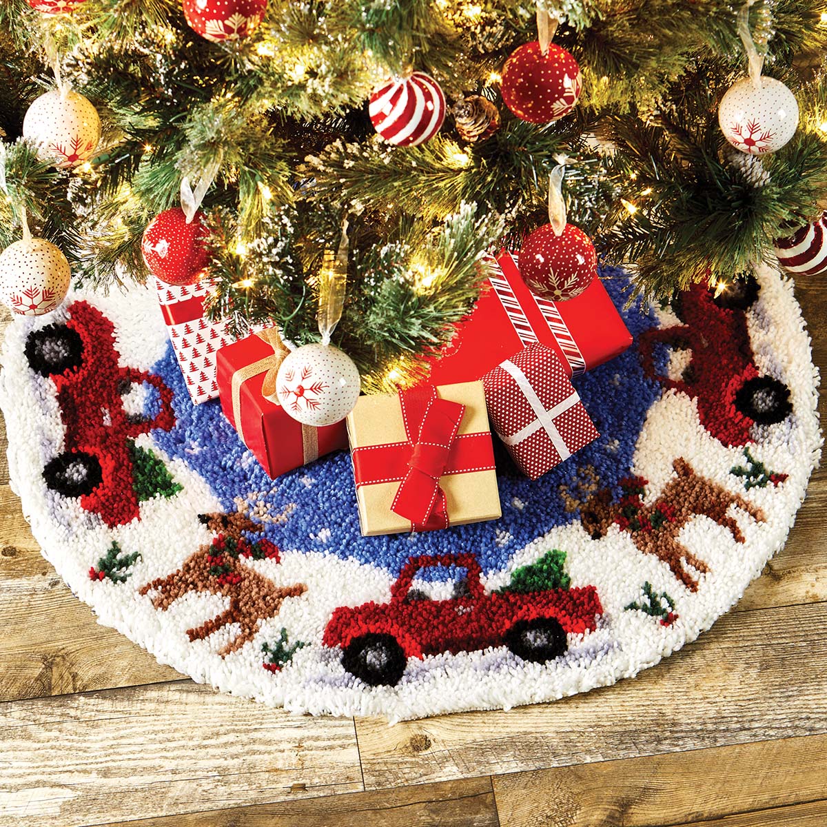 Latch Hook Christmas Tree Skirt 