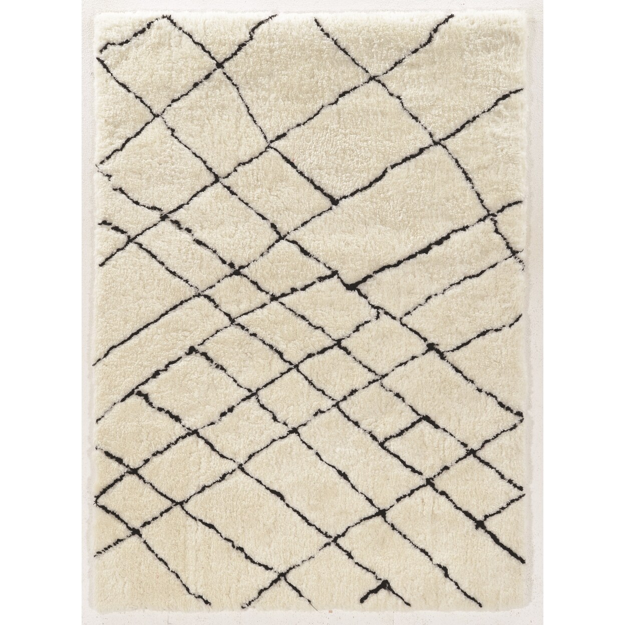 Linon Home Decor Morocco Shag Sahara Ivory and Black 8 X 10