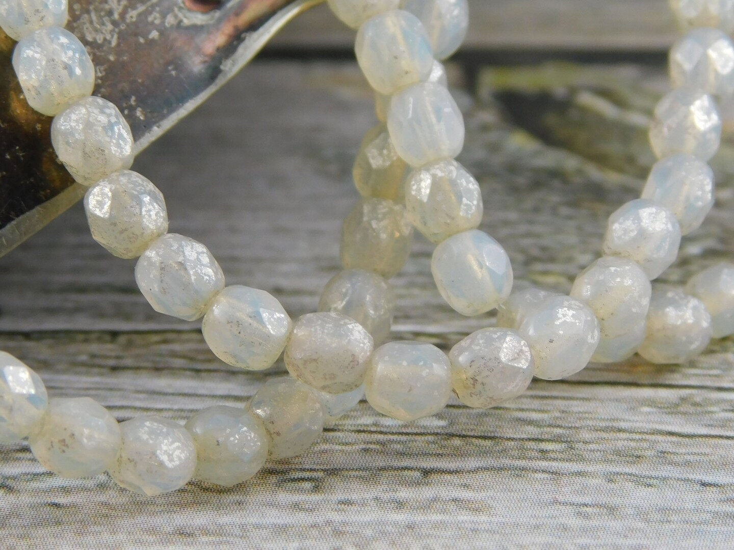 *50* 4mm Silver Mercury Washed Crystal Opaline Fire Polished Round Beads