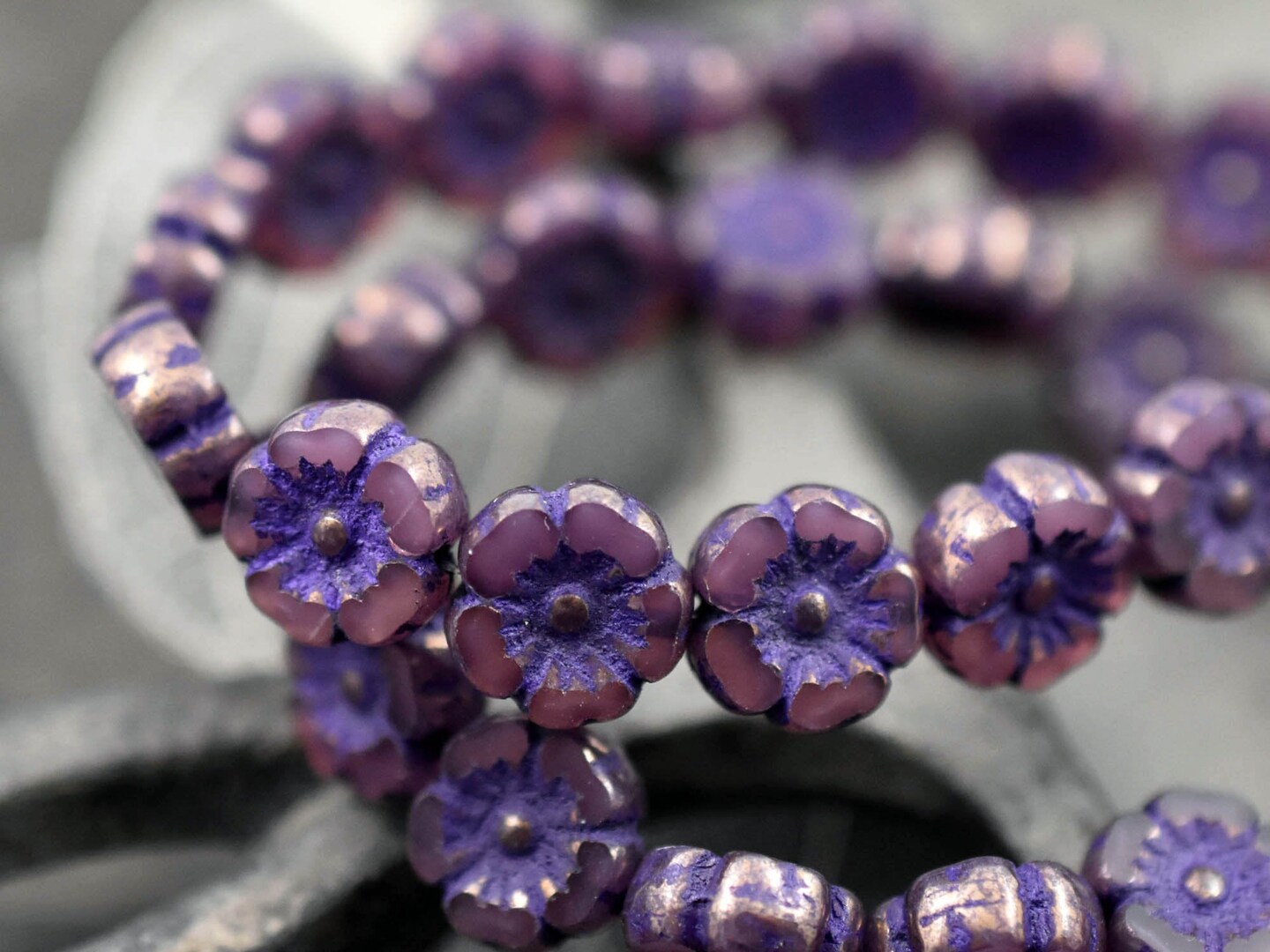 *16* 9mm Bronzed Purple Washed Lilac Opaline Hawaiian Flower Beads