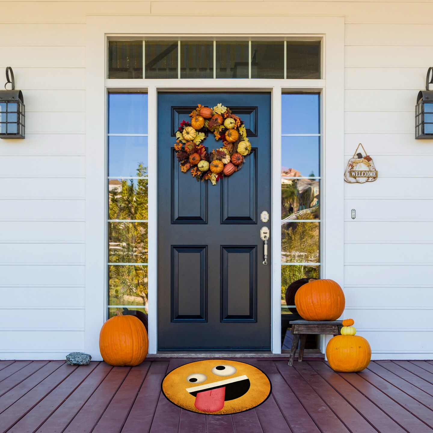 Deerlux Emoji Style Round Funny Smiley Face Kids Area Rug, Crazy Emoji Design