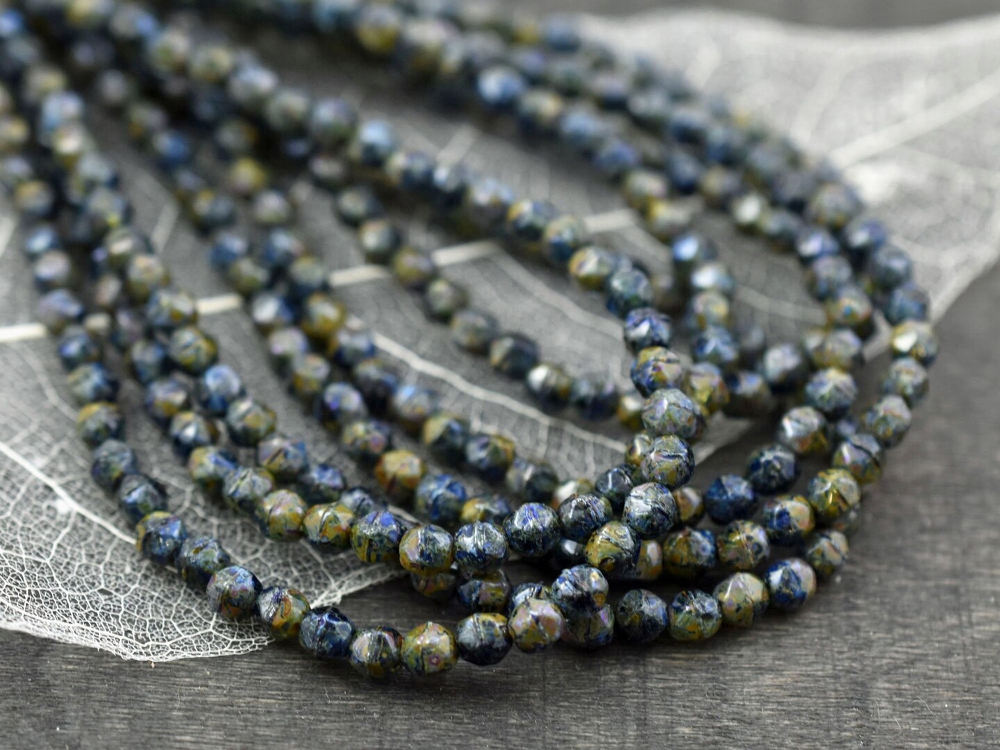 *50* 4mm Sapphire Picasso English Cut Round Beads