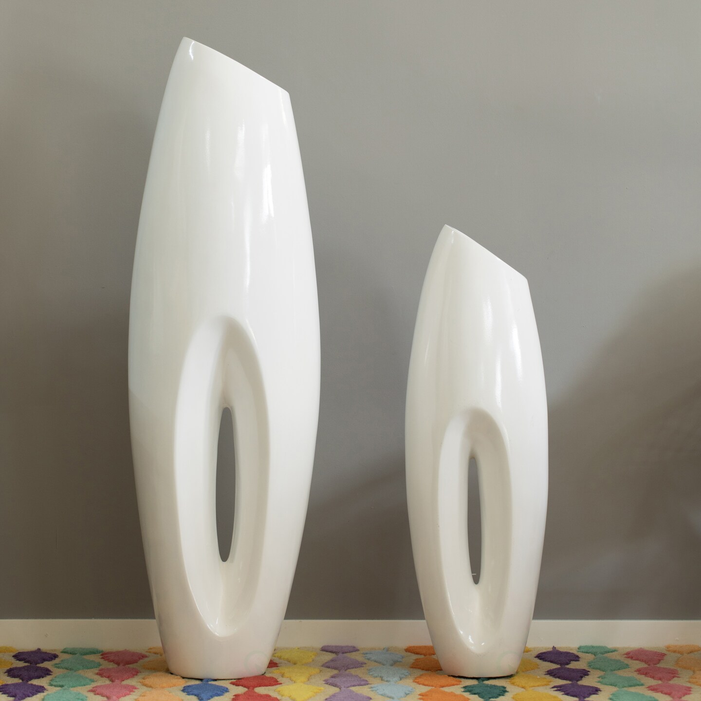 Tall Floor Vase, Modern White Large Floor Vase, 40-inch Vase, Decorative Lightweight Vase, for the Entryway, Dining Room, Living Room, or Bedroom