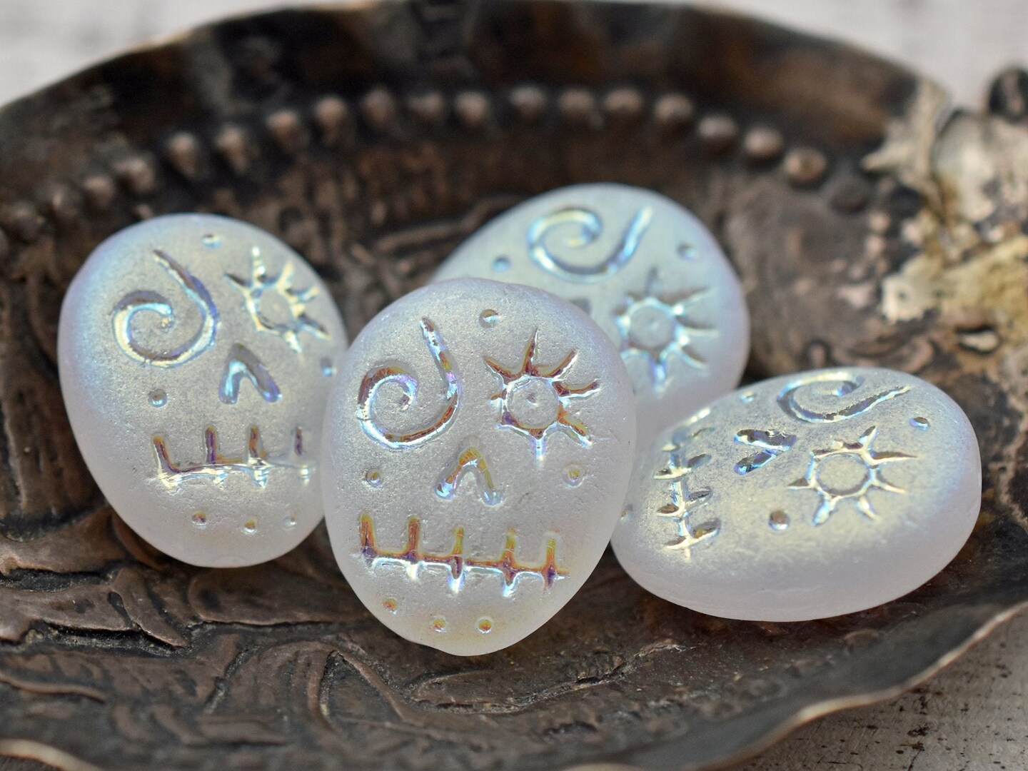 *4* 15x13mm Matte Crystal AB Voodoo Face Beads