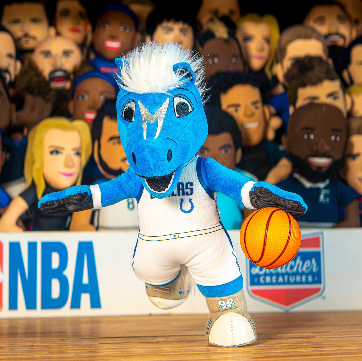 Bleacher Creatures Dallas Mavericks Mascot Champ 10" Plush Figure
