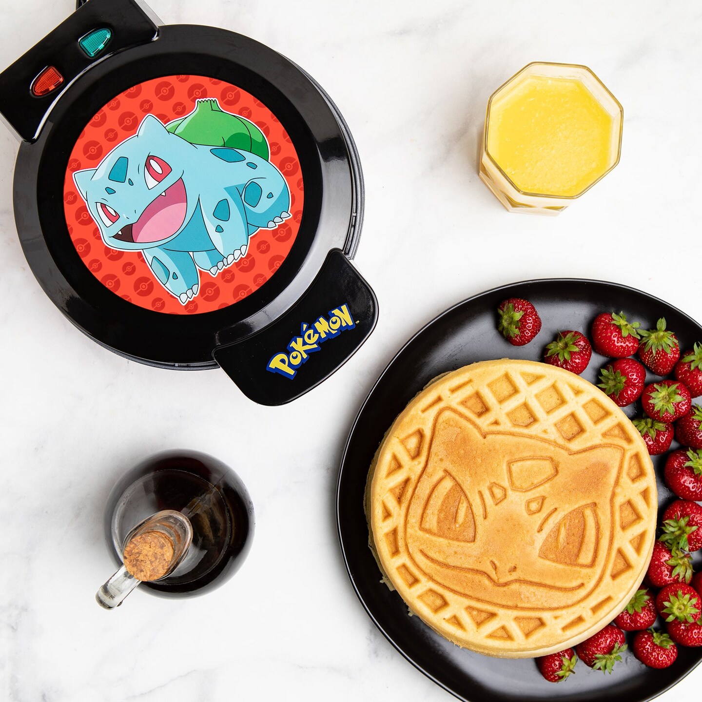 Uncanny Brands Pokemon Bulbasaur Waffle Maker