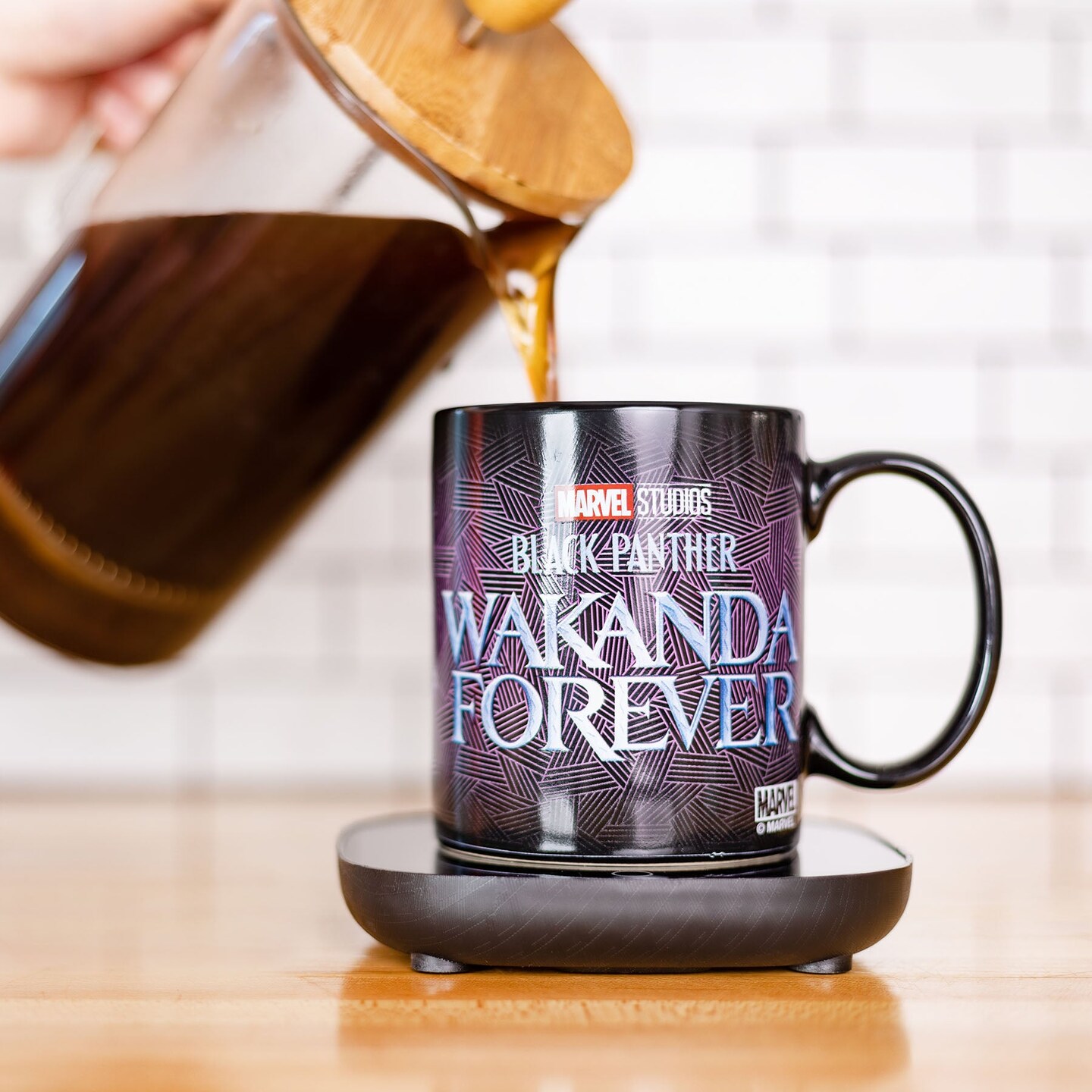 Uncanny Brands Marvel Black Panther &#x22;Wakanda Forever&#x22; Mug Warmer with Mug
